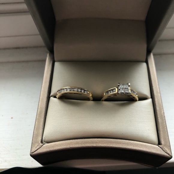 Engament ring / wedding band - Picture 1 of 7